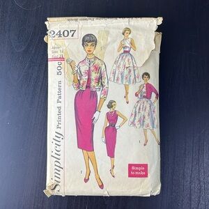 Simplicity Printed Pattern‎ 2407